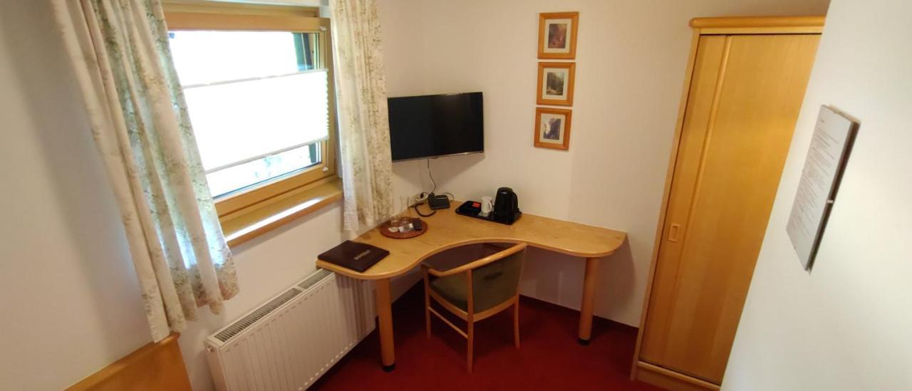 Hotel Garni Tannenhof ฟลาคเฮา ภายนอก รูปภาพ