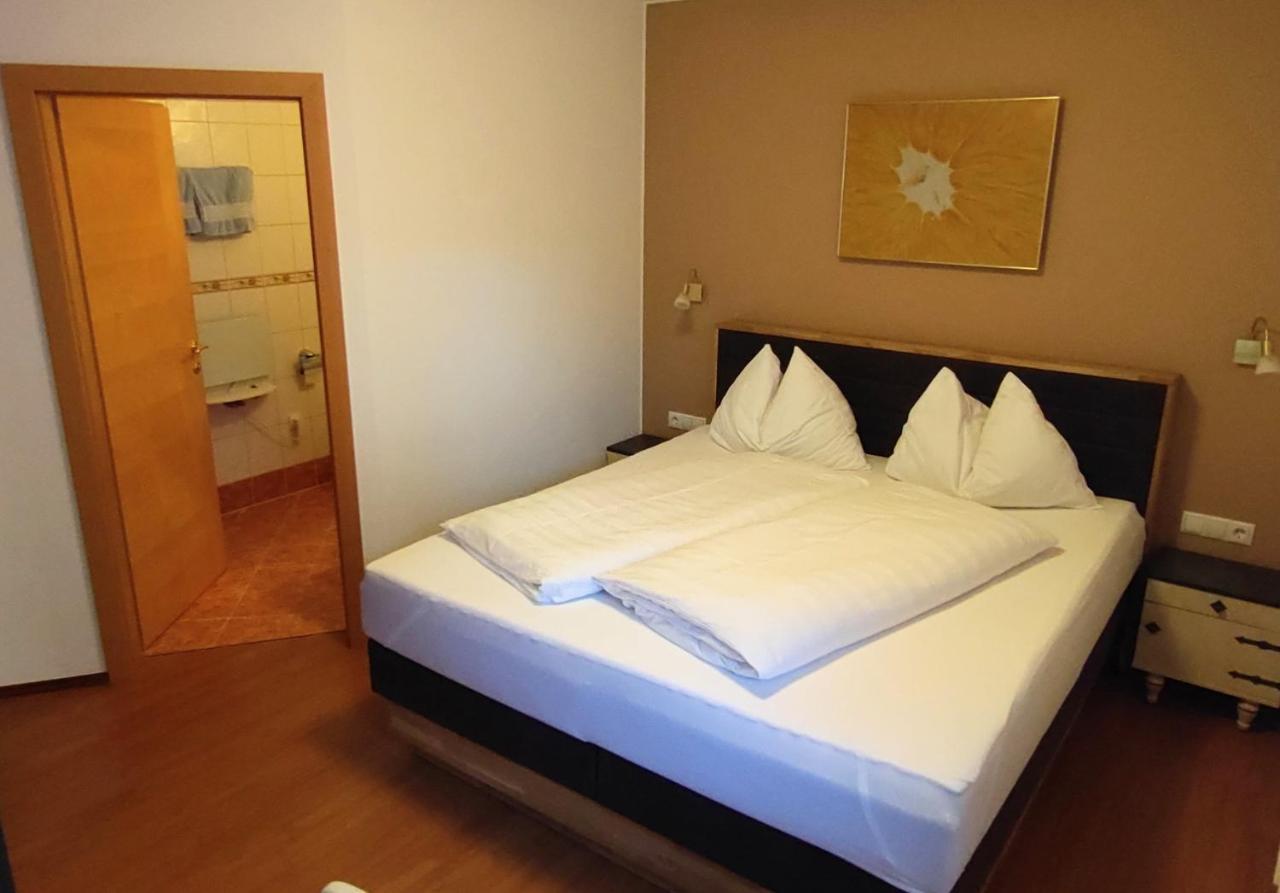 Hotel Garni Tannenhof ฟลาคเฮา ภายนอก รูปภาพ