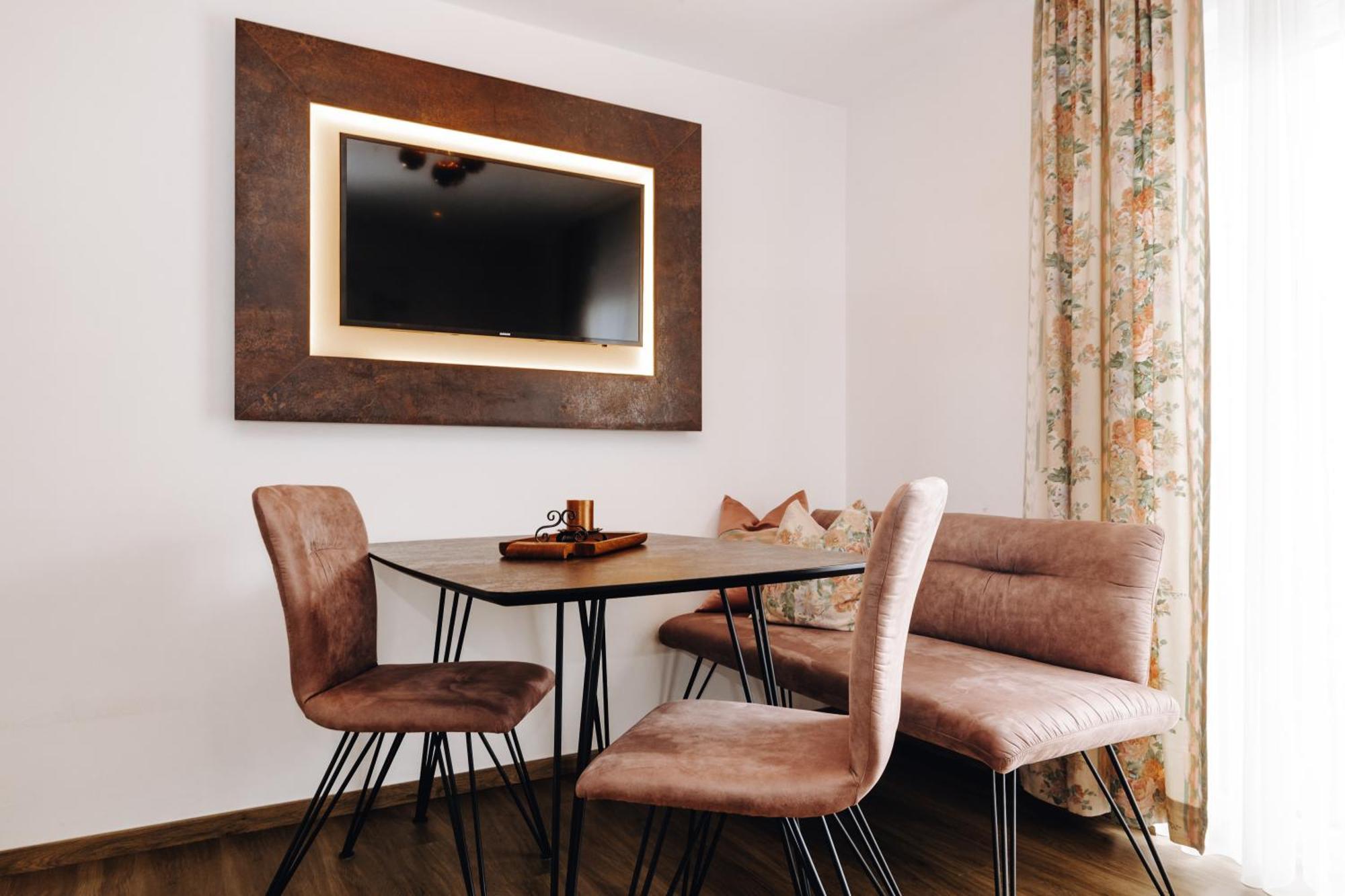 Hotel Garni Tannenhof ฟลาคเฮา ภายนอก รูปภาพ