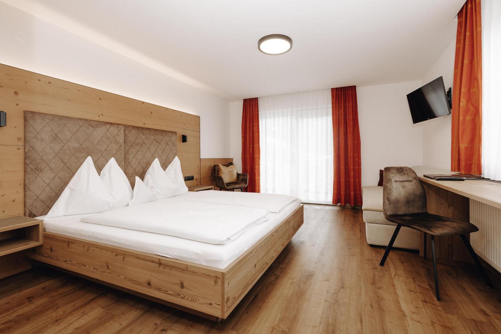 Hotel Garni Tannenhof ฟลาคเฮา ภายนอก รูปภาพ